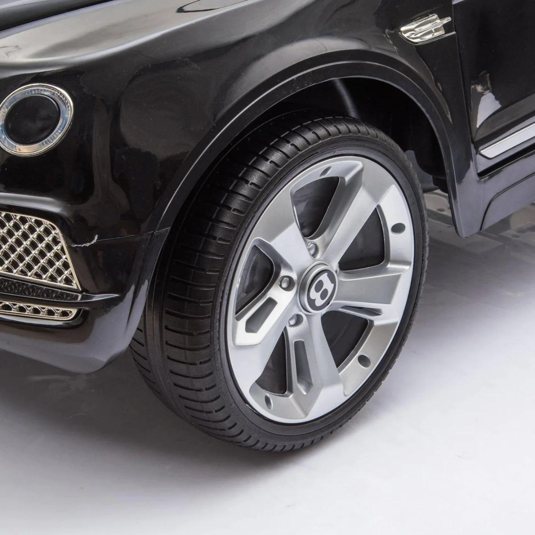Vienvietis elektromobilis Bentley Bentayga Juodas